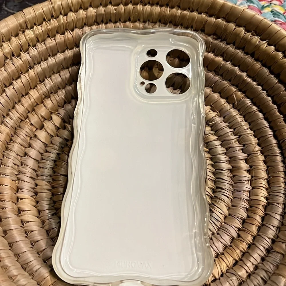 Silicone Wavy Floral Phone Case for iphone 13 Max